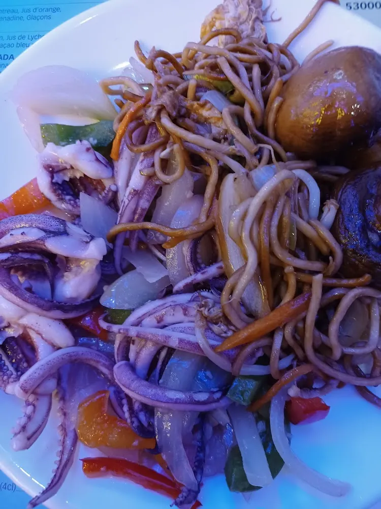 Wok de Calamars A la Sauce Ail